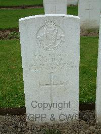 Wulverghem-Lindenhoek Road Military Cemetery - Burke, P