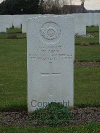 Wulverghem-Lindenhoek Road Military Cemetery - Cole, Walter