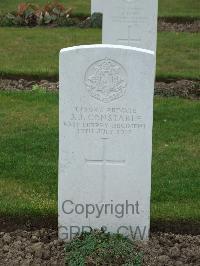 Wulverghem-Lindenhoek Road Military Cemetery - Constable, J J