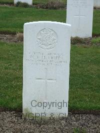 Wulverghem-Lindenhoek Road Military Cemetery - Cripps, W J H