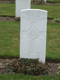 Wulverghem-Lindenhoek Road Military Cemetery - Deakin, C