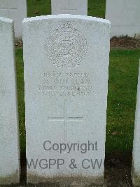 Wulverghem-Lindenhoek Road Military Cemetery - Donelan, M