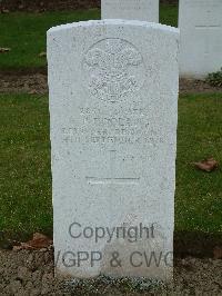 Wulverghem-Lindenhoek Road Military Cemetery - Doolan, P
