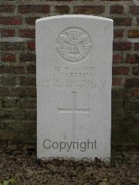 Wulverghem-Lindenhoek Road Military Cemetery - Freeman, Charles