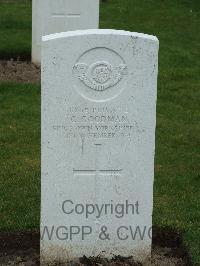 Wulverghem-Lindenhoek Road Military Cemetery - Goodman, C