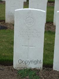 Wulverghem-Lindenhoek Road Military Cemetery - Huntingdon, Thomas