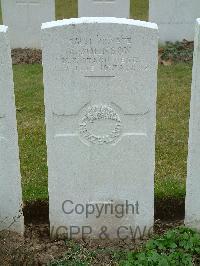 Wulverghem-Lindenhoek Road Military Cemetery - Johnson, Ernest