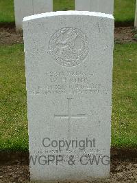 Wulverghem-Lindenhoek Road Military Cemetery - King, W H