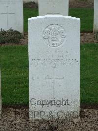 Wulverghem-Lindenhoek Road Military Cemetery - Kitchen, Harry
