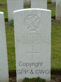 Wulverghem-Lindenhoek Road Military Cemetery - Kneale, William Carran