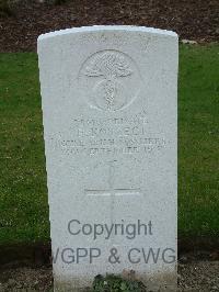 Wulverghem-Lindenhoek Road Military Cemetery - Koszegi, F