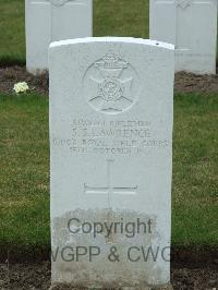 Wulverghem-Lindenhoek Road Military Cemetery - Lawrence, S S