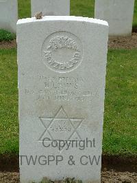 Wulverghem-Lindenhoek Road Military Cemetery - Lewis, Banett