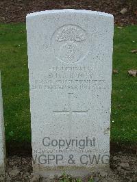 Wulverghem-Lindenhoek Road Military Cemetery - Linney, Ernest Harry