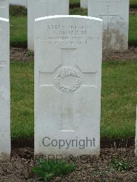Wulverghem-Lindenhoek Road Military Cemetery - Morrin, James