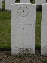 Wulverghem-Lindenhoek Road Military Cemetery - Pratt, Thomas Arnold