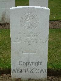 Wulverghem-Lindenhoek Road Military Cemetery - Reddish, J