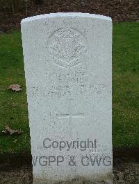 Wulverghem-Lindenhoek Road Military Cemetery - Rimmer, John