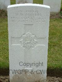 Wulverghem-Lindenhoek Road Military Cemetery - Roberts, William Moses