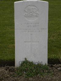 Wulverghem-Lindenhoek Road Military Cemetery - Rourke, H
