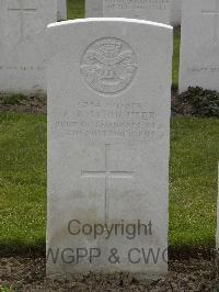 Wulverghem-Lindenhoek Road Military Cemetery - Slaughter, C A