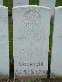 Wulverghem-Lindenhoek Road Military Cemetery - Sloan, Samuel