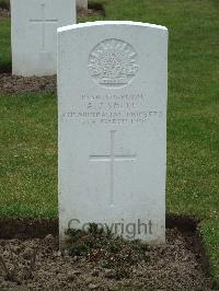 Wulverghem-Lindenhoek Road Military Cemetery - Smith, Andrew James