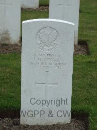 Wulverghem-Lindenhoek Road Military Cemetery - Thomas, J H