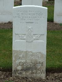 Wulverghem-Lindenhoek Road Military Cemetery - Warburton, Harry