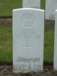Wulverghem-Lindenhoek Road Military Cemetery - Weston, Thomas