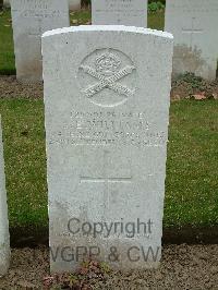 Wulverghem-Lindenhoek Road Military Cemetery - Williams, John Edward