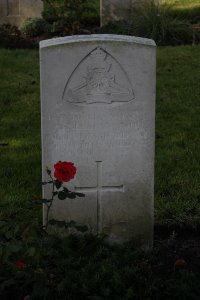 Houplines Communal Cemetery Extension - Allinson, Athelstan John William Ward
