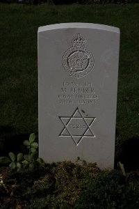 Houplines Communal Cemetery Extension - Bender, Marks (Jack)