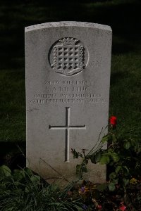 Houplines Communal Cemetery Extension - Billing, S A