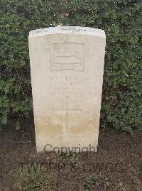 Le Mans West Cemetery - Ashton, Edward Charles