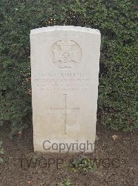 Le Mans West Cemetery - Browne, Frederick Cyril