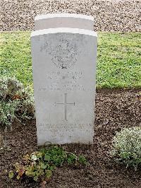 Le Mans West Cemetery - Clifford, Richard