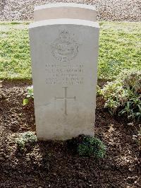 Le Mans West Cemetery - Eastwood, Stanley