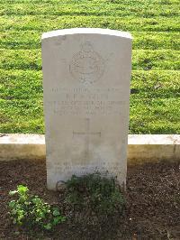 Le Mans West Cemetery - Giles, Reginald Frederick Arthur