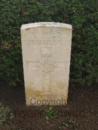 Le Mans West Cemetery - Gozzard, William