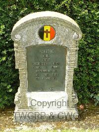 Le Mans West Cemetery - Honorez, Achille