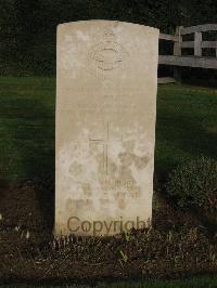 Le Mans West Cemetery - Page, Thomas James