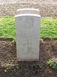 Le Mans West Cemetery - Pettet, Walter Bell