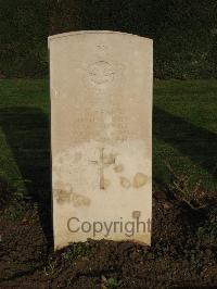 Le Mans West Cemetery - Sayers, Frank Gordon