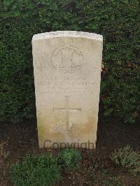 Le Mans West Cemetery - Snelling, George Joseph William
