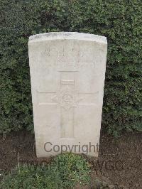 Le Mans West Cemetery - Stanton, S