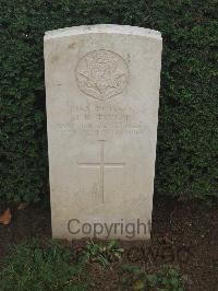 Le Mans West Cemetery - Taylor, J R
