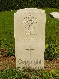 Le Mans West Cemetery - Toon, James Willis