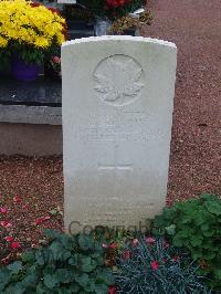 Bois Grenier Communal Cemetery - Brisbois, John