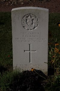 Bois Grenier Communal Cemetery - Cleary, James
